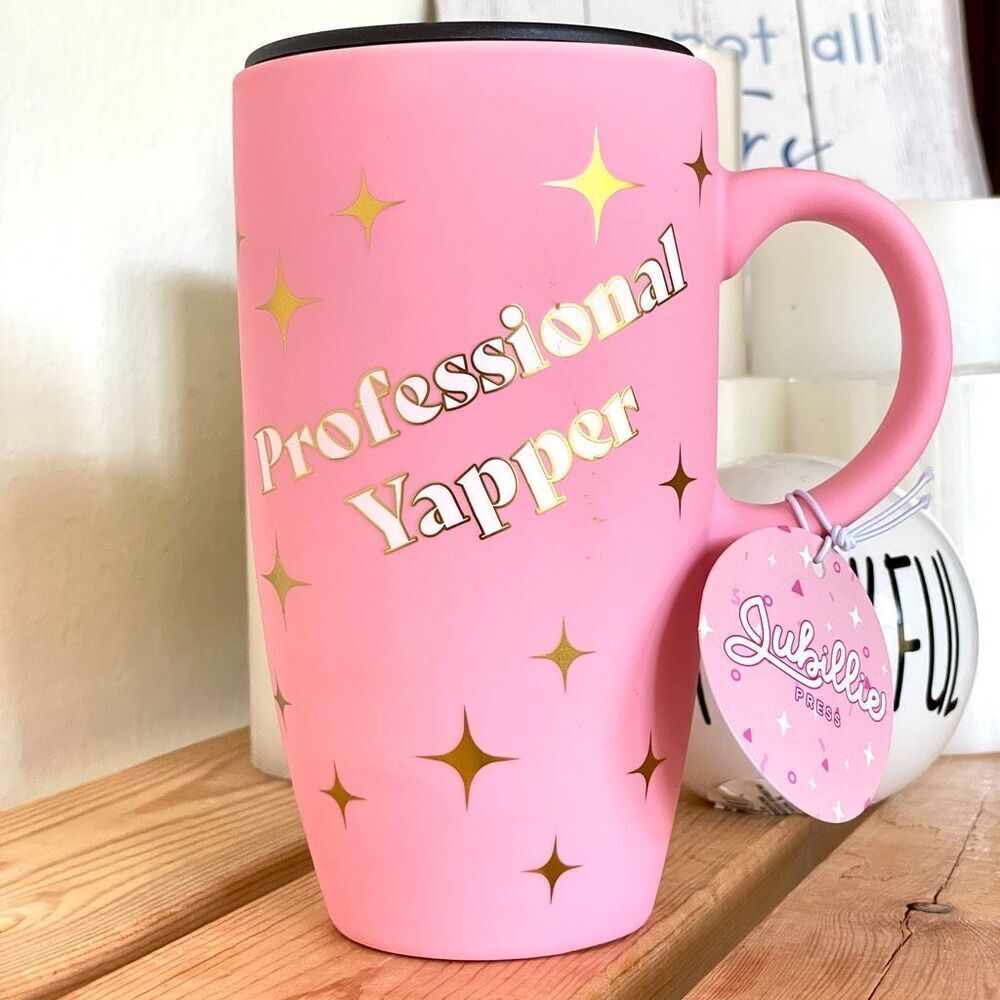 NWT Jubille Press “Profesional Yapper” Matte Pink Ceramic Tall Tumbler Mug w Lid